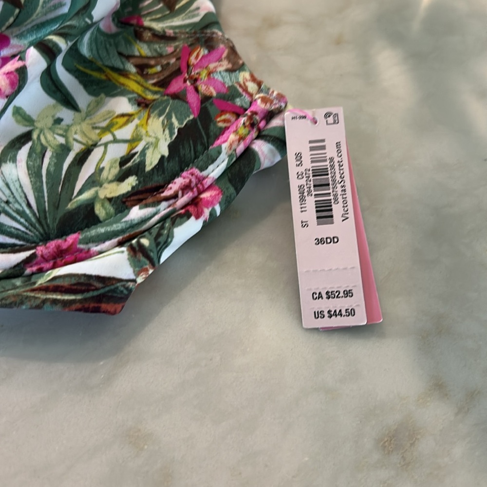 NWT Victoria Secret Palm Print Bikini Top - Picture 8 of 8